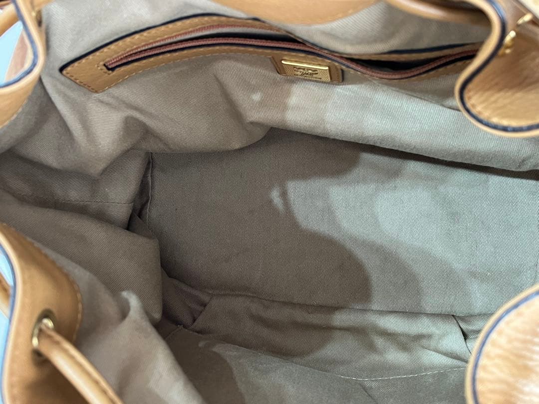 MCM ブラウン ダイヤモンドパターン ショルダーバッグ