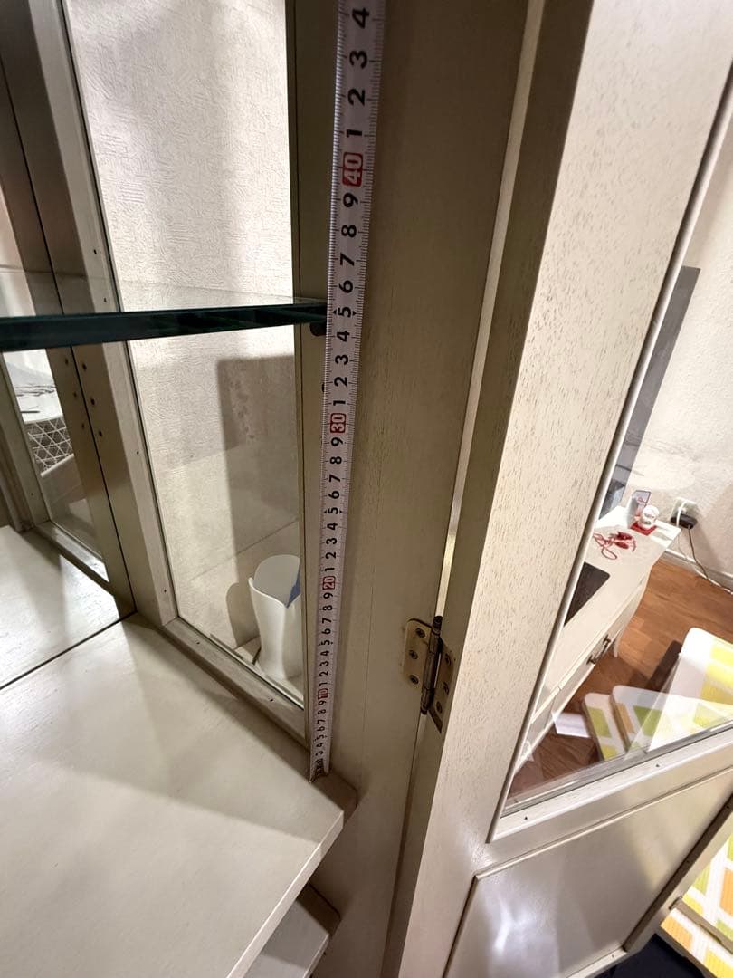 ホワイトガラスディスプレイケース