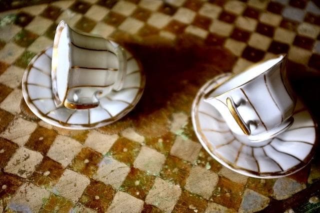 フランス 19世紀 金の珊瑚とカップアンドソーサーa パリ窯 アンティーク