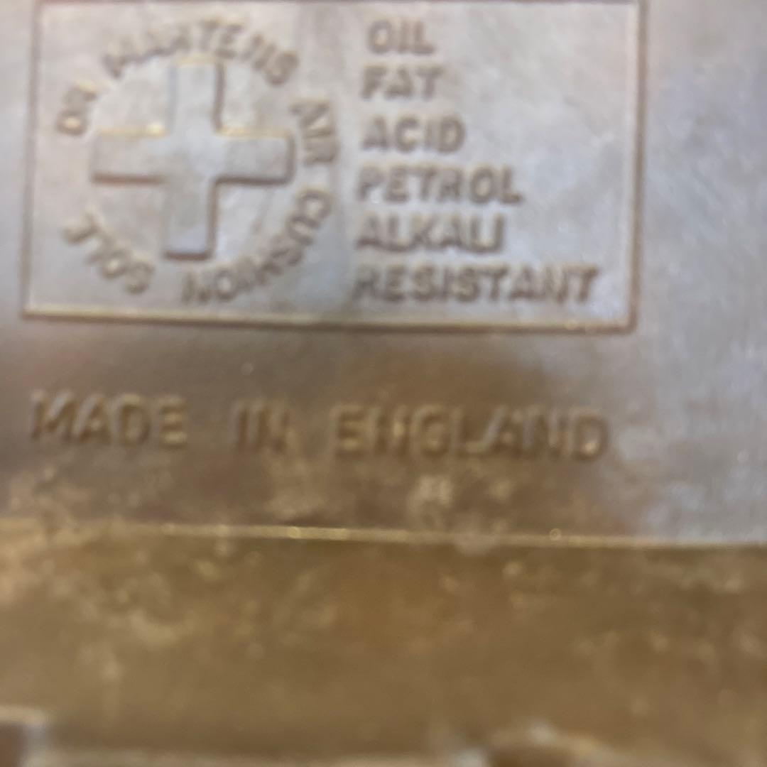 ドクターマーチン7ホールブーツ　ホワイト　レザー　 メイドイン　イングランド製