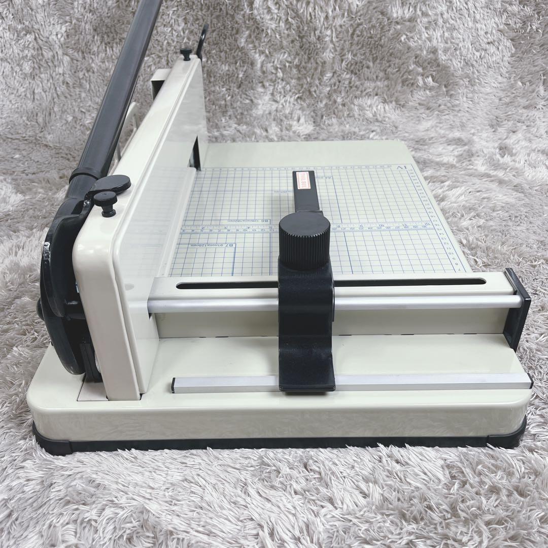 ダイシン商業　業務用　ペーパーカッター DS-858A4 17kg 裁断機