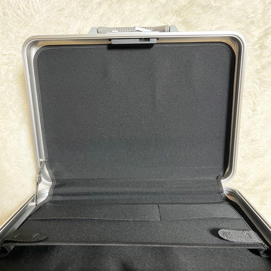 【良品】 アタッシュケース　ビジネスバッグ　 アルミ ゼロハリバートン