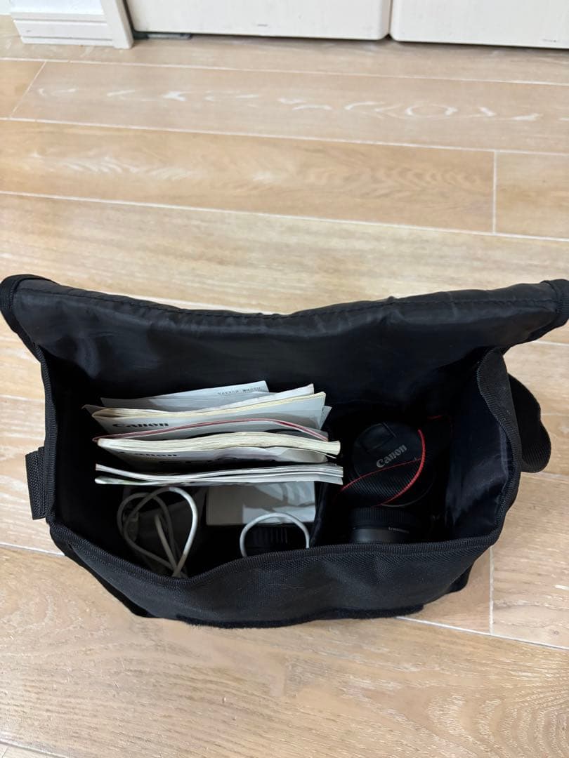 Canon EOS M2 ミラーレスカメラ