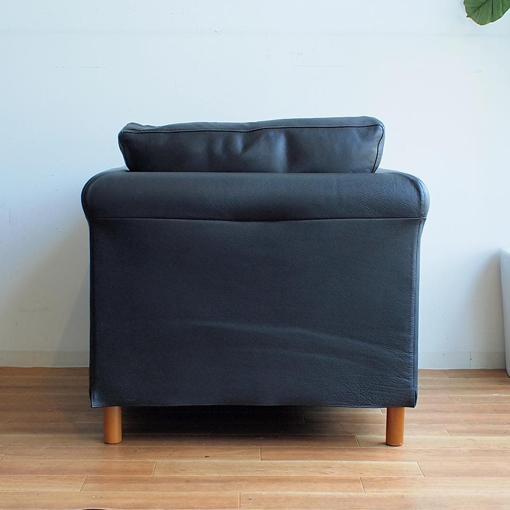 カッシーナイクスシー. ピエロ・リッソーニ 「ドリアン」 シングルソファ A