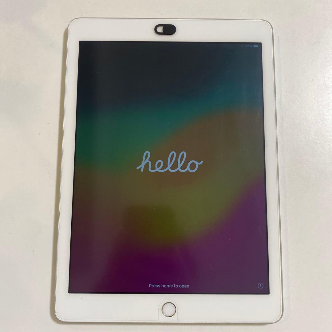 【美品】Apple iPad 第6世代 Wi-Fiモデル／128GB／シルバー