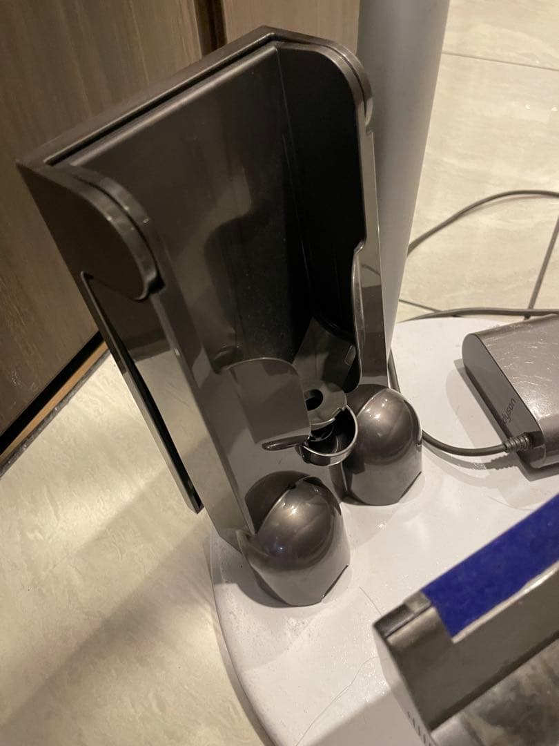 純正バッテリーDyson Digital Slim FluffySV18FF