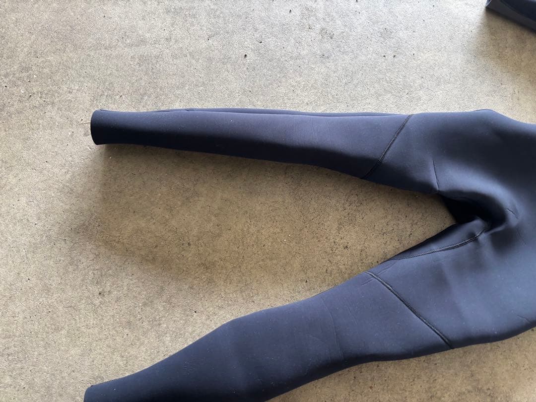 ★美品・日本製・お洒落★ビラボン　フルスーツ　ウエットスーツ　サーフィン