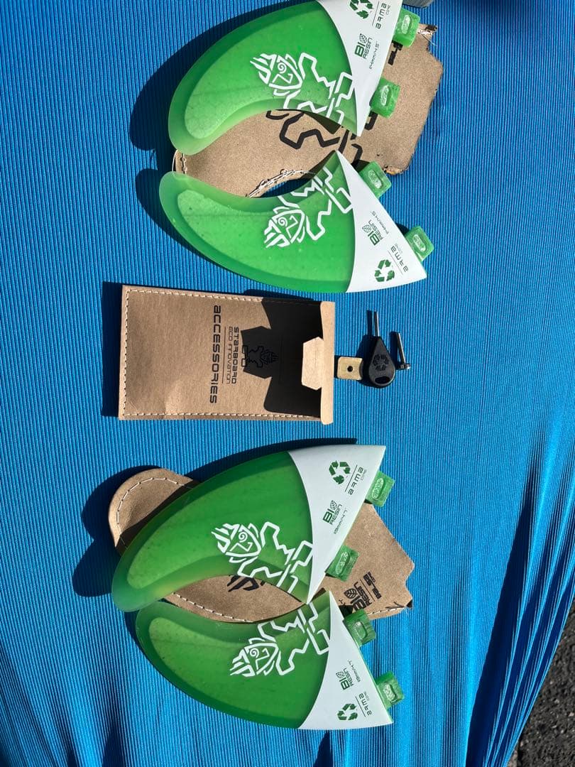 美品SUPボード2025年スターボード8’2”