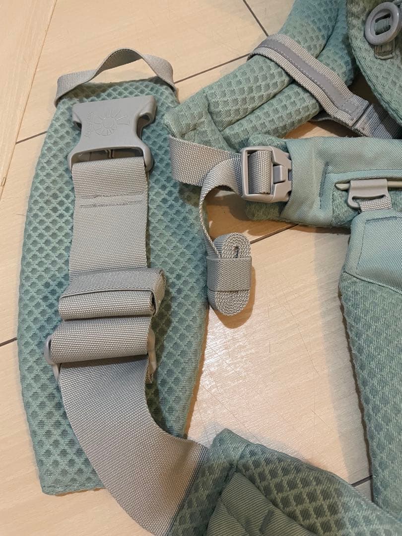 エルゴベビー オムニブリーズ セージグリーン