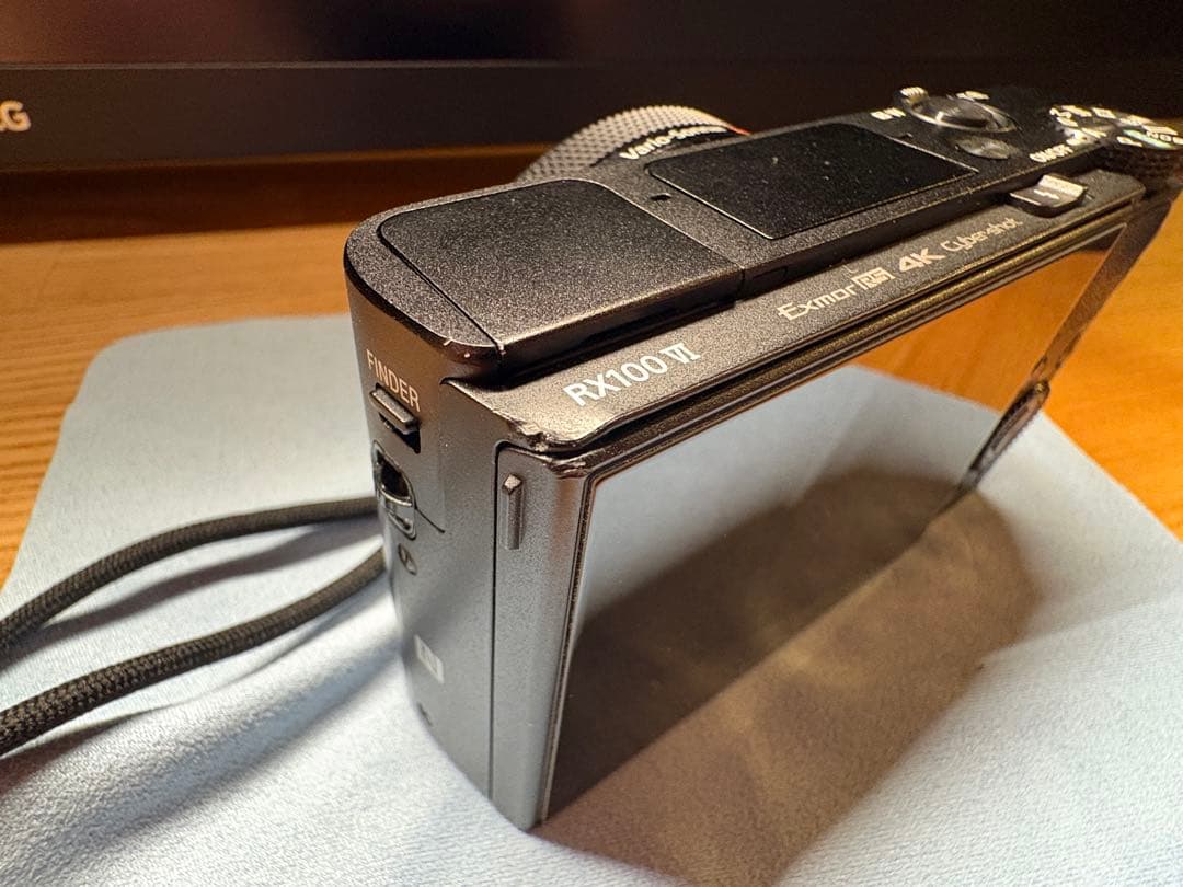 SONY Cyber−Shot RX DSC-RX100M6