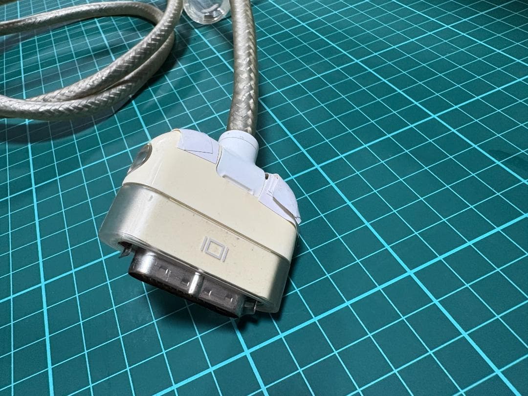 Apple Cinema Display 22インチ　液晶モニター　ADC端子