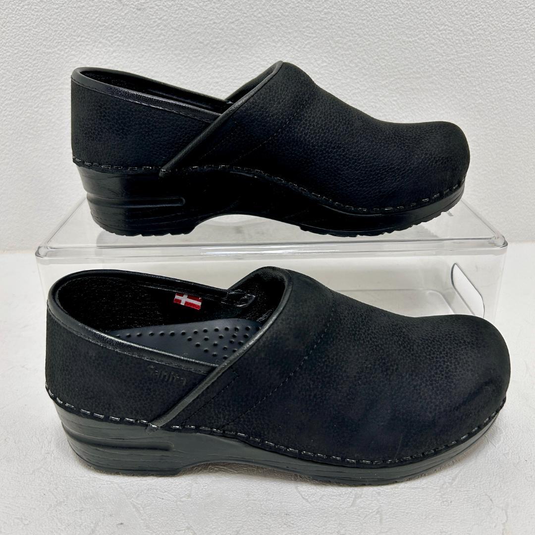 ✨極美品✨ 【Sanita】プロフェッショナル クロッグサンダル ブラック 37