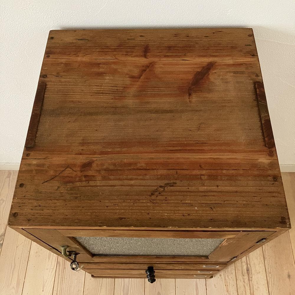 昭和レトロ 古い木製収納棚 ダイヤガラス キャビネット アンティーク 古道具