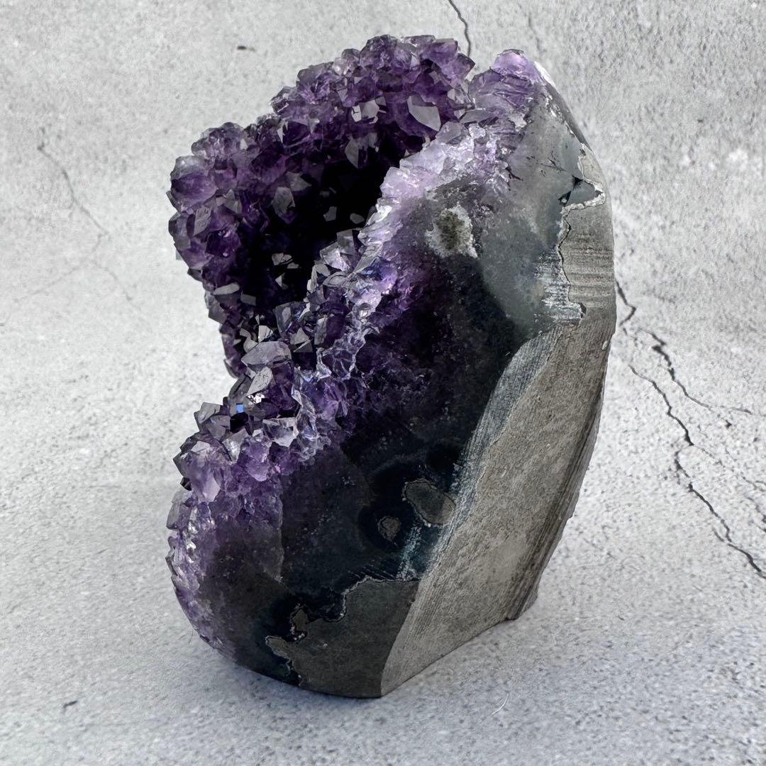 G-96アメジストクラスター ドーム 原石 天然石 パワーストーン　 インテリア