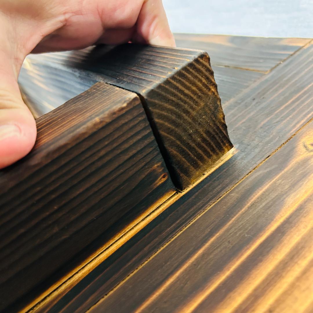 オバリサイン 「IRORI」 トドマツ製 囲炉裏テーブル 正方形