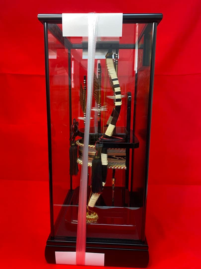 破魔弓　ガラスケース１５号・間口約２６×奥行約２３×高さ約５３㎝