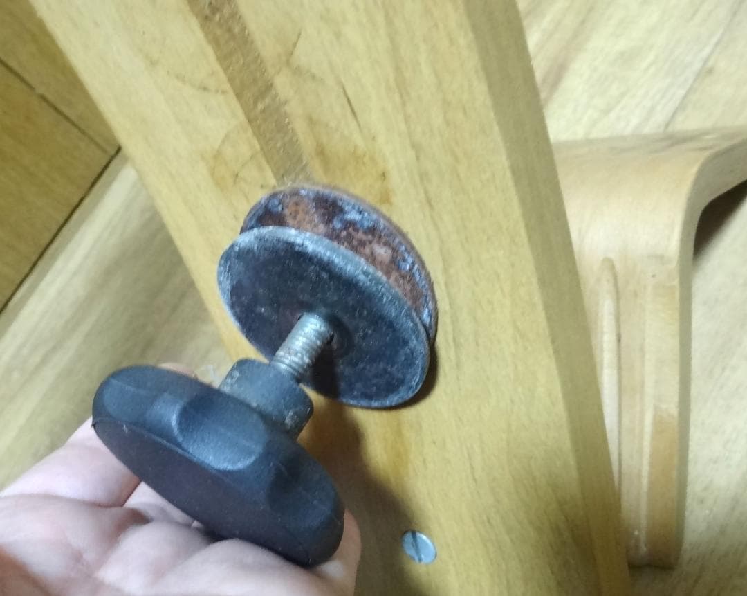 ノルウェー　リボ　rybo社　バランスチェア　バランスイージー