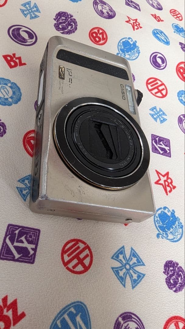 CASIO EXILIM コンパクトデジタルカメラ　EX-ZR300 ジャンク