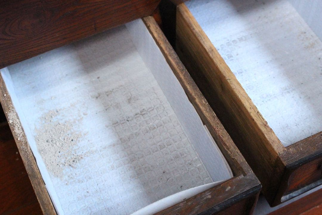 M*u様 No4524 時代　欅材　黒柿　関西火鉢　横73×縦49cm 引出し付