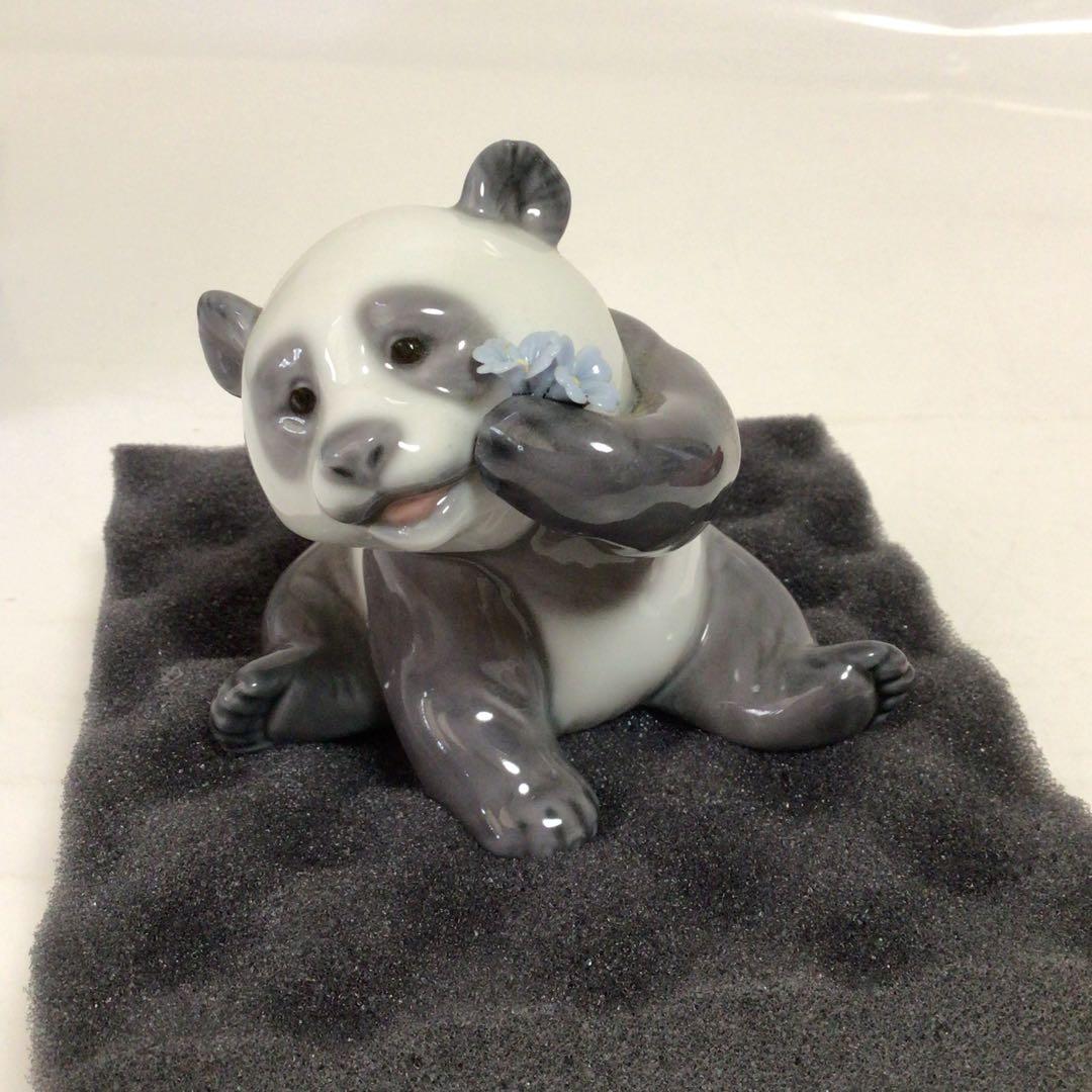 LLADRO パンダ 置物 陶器製　高級　ブランド　人気