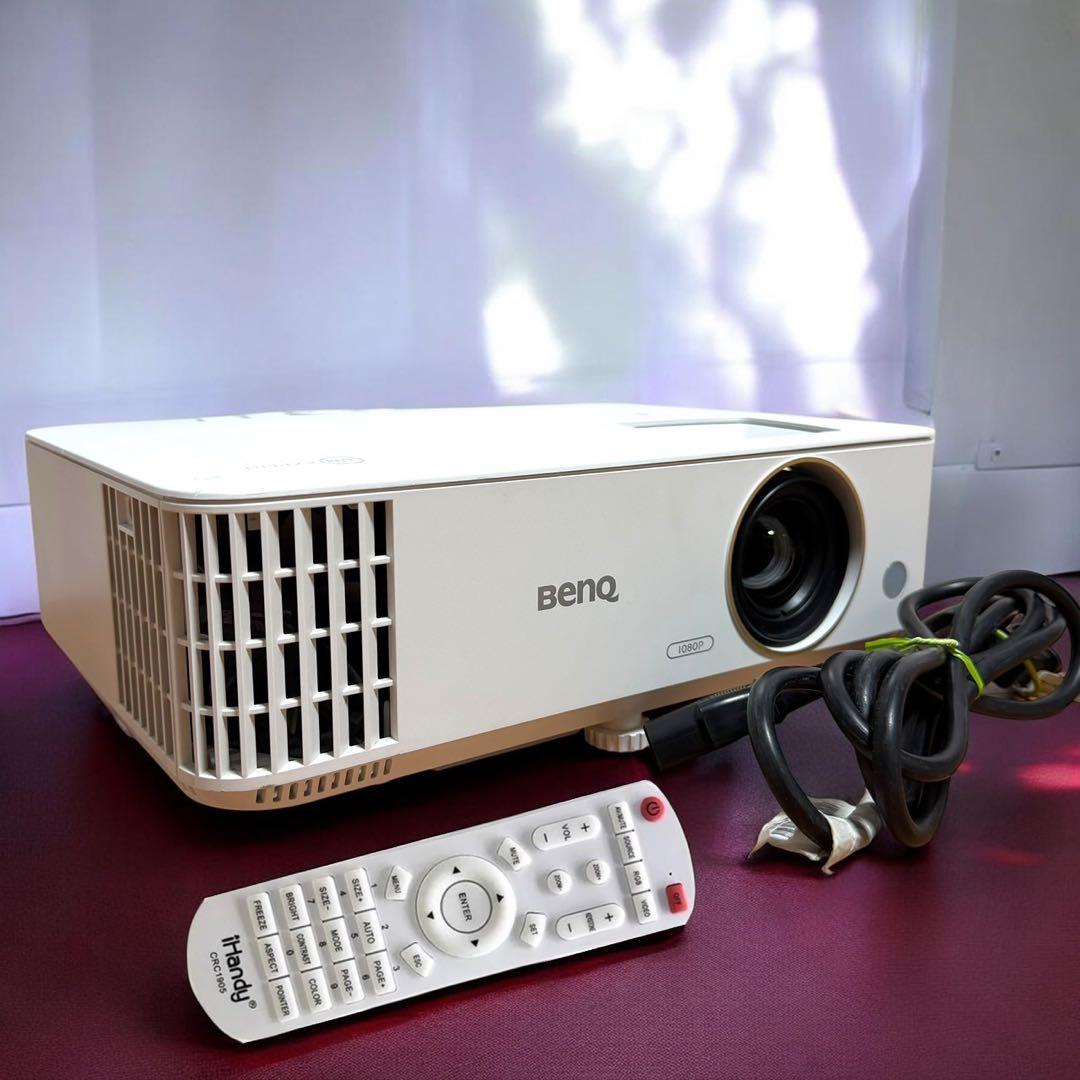 ☆点灯時間506H美品 BenQ TH685 フルHD ゲーミングプロジェクター