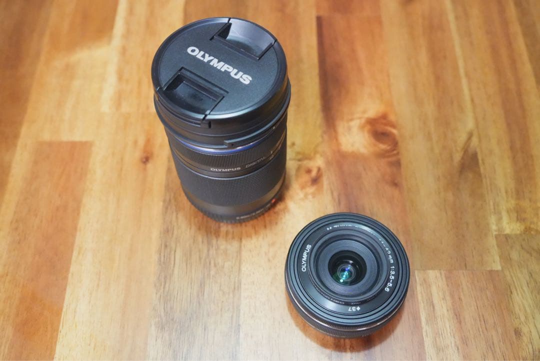 OLYMPUS OM-D E-M10 Mark III 本体+レンズ+SDカード