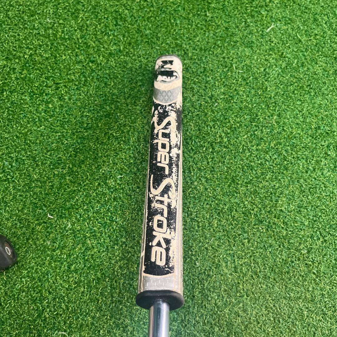 ODYSSEY メンズパター ２本セット　SuperStroke グリップ付き