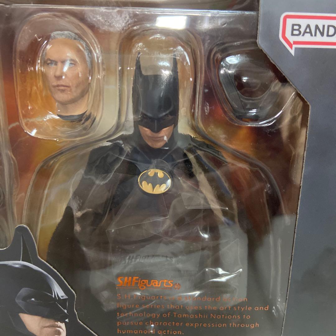 【未開封】 S.H.フィギュアーツ バットマン 塗装済み可動フィギュア