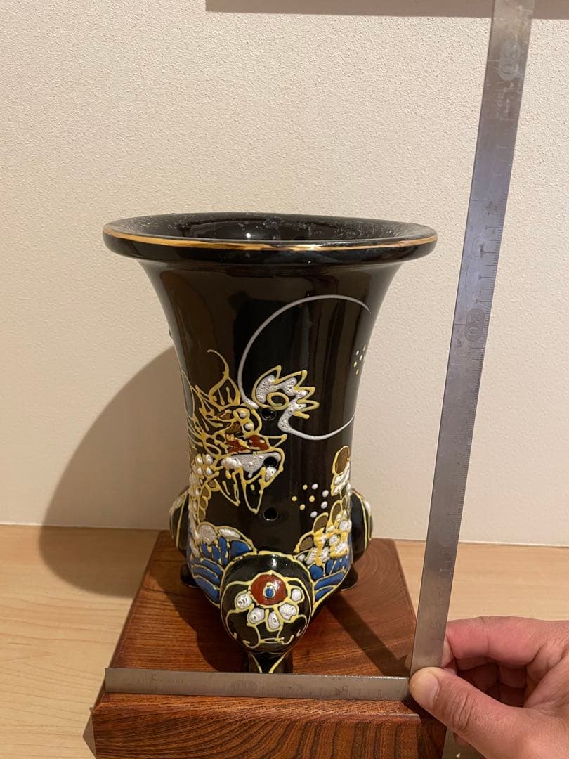 蘭鉢　錦鉢　猫足　三足　龍　波　雲　黒