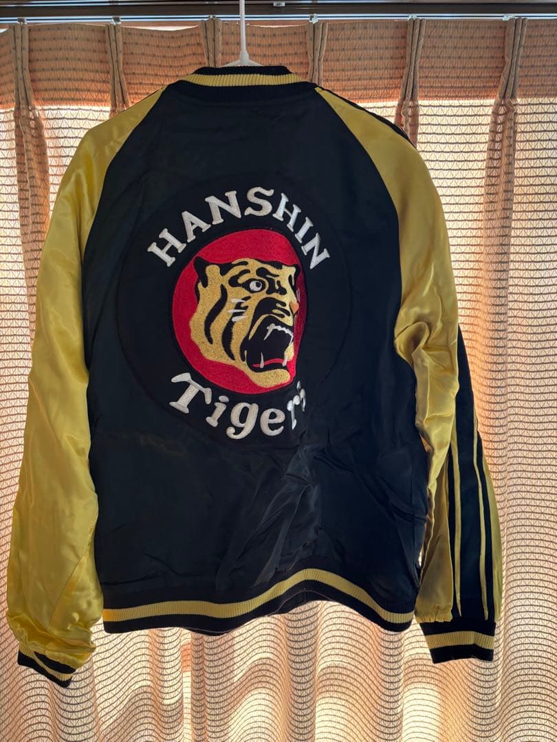 阪神タイガース スカジャン　リバーシブル