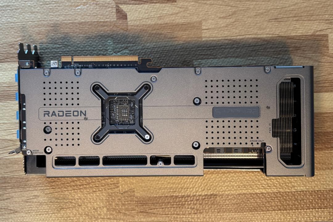 SAPPHIRE NITRO+ Radeon RX 7800 XT 中古品