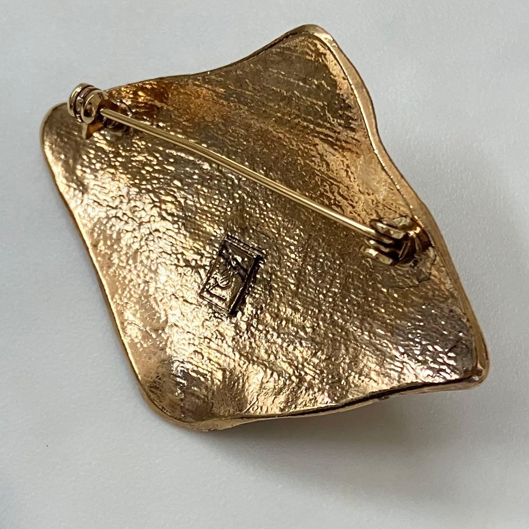 Yves Saint Laurent✨イブサンローラン　ブローチ　カラーストーン