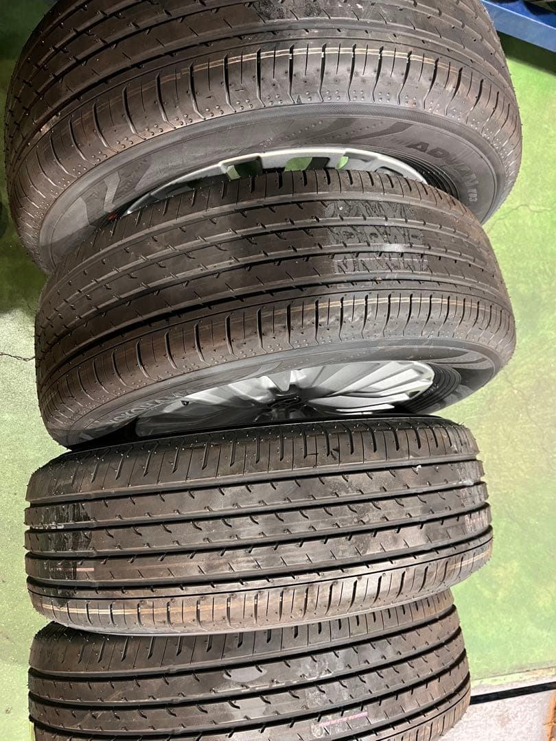 トヨタ　40アルファード　17インチ純正タイヤホイール