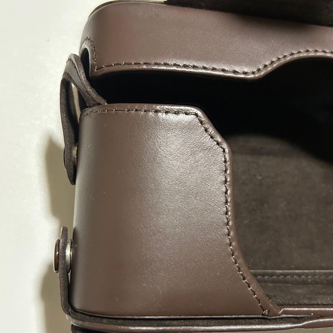 【美品】FUJIFILM X100F シルバー 純正レザーケース＋サムグリップ付