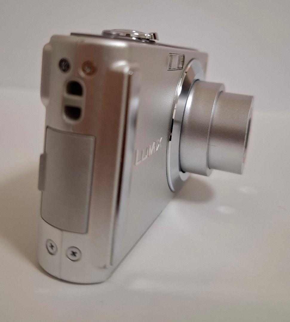 [美品]パナソニック Panasonic LUMIX DMC-FS3 コンデジ