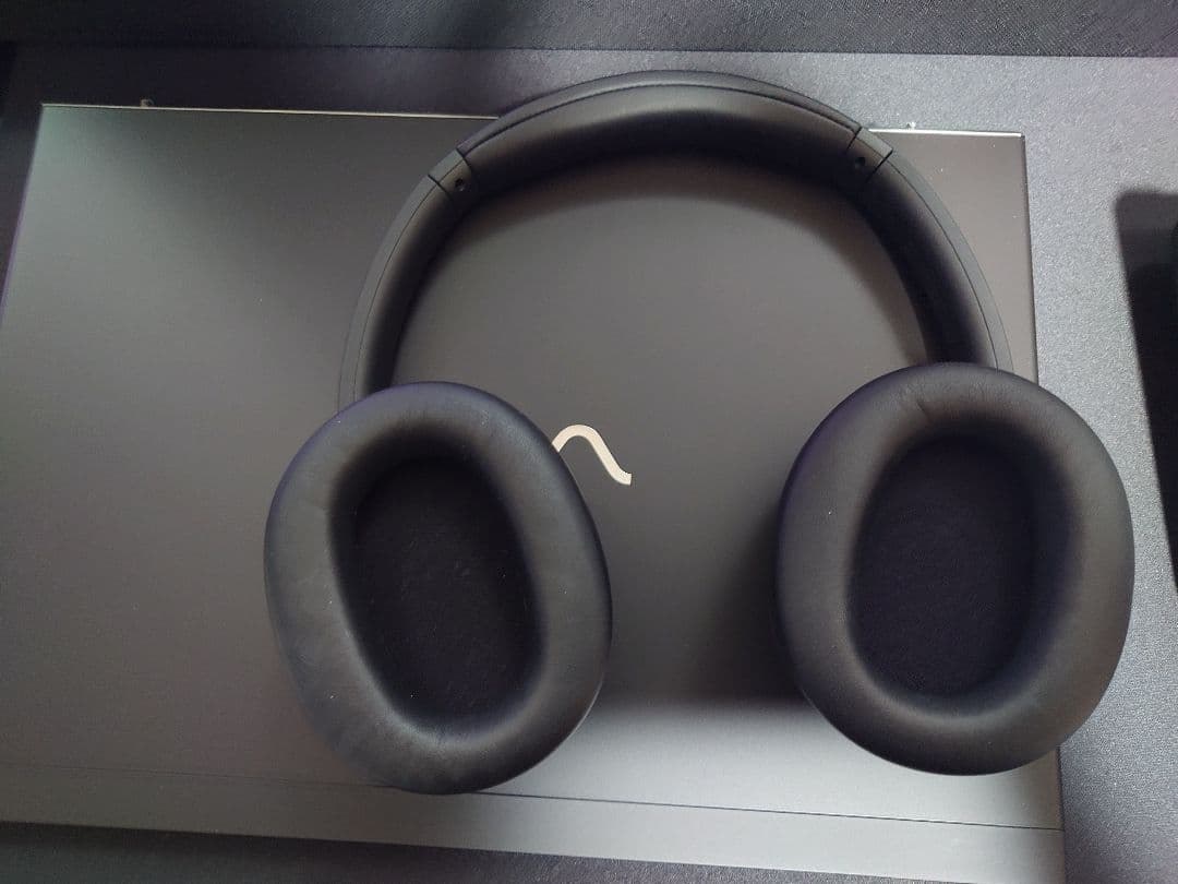 SONY ワイヤレスヘッドホン ブラック