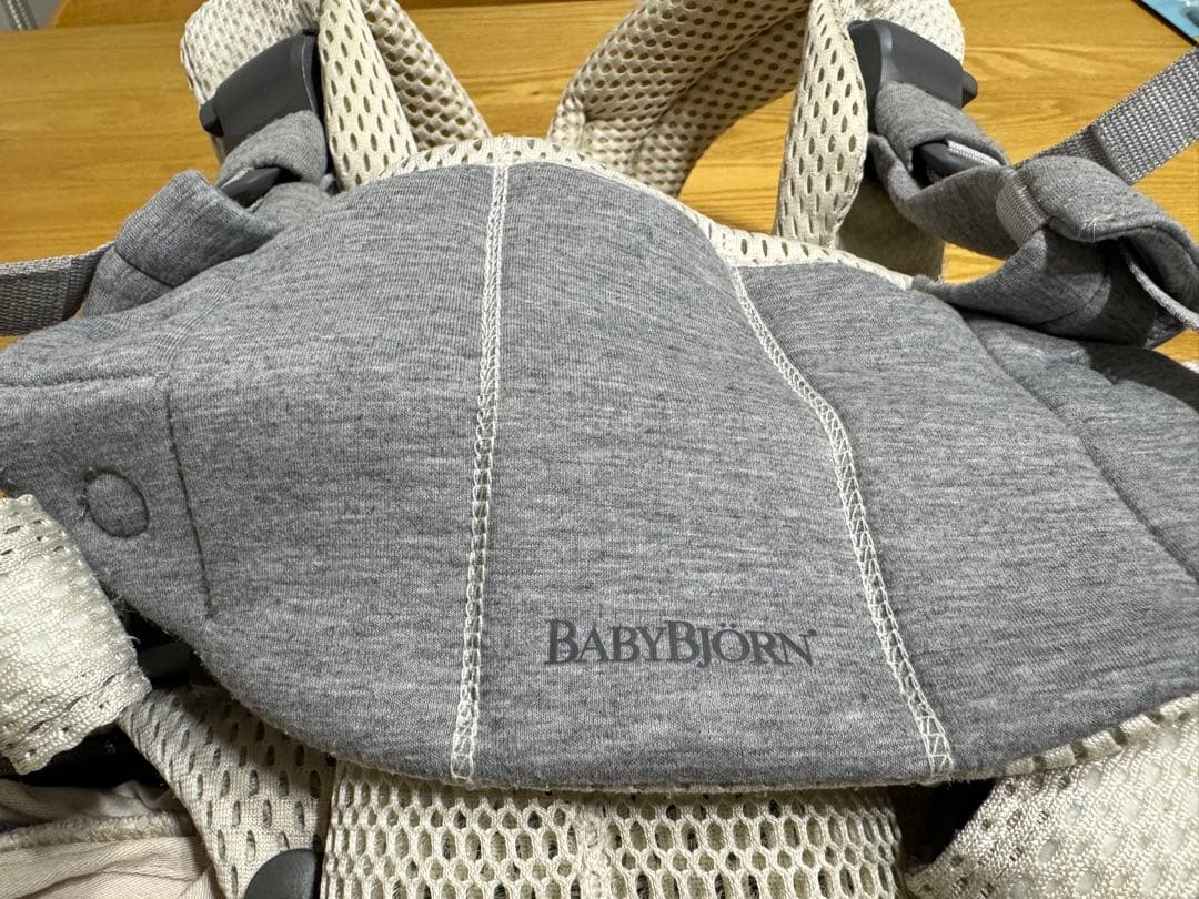 【超美品】ベビービョルン　ハーモニー　抱っこ紐