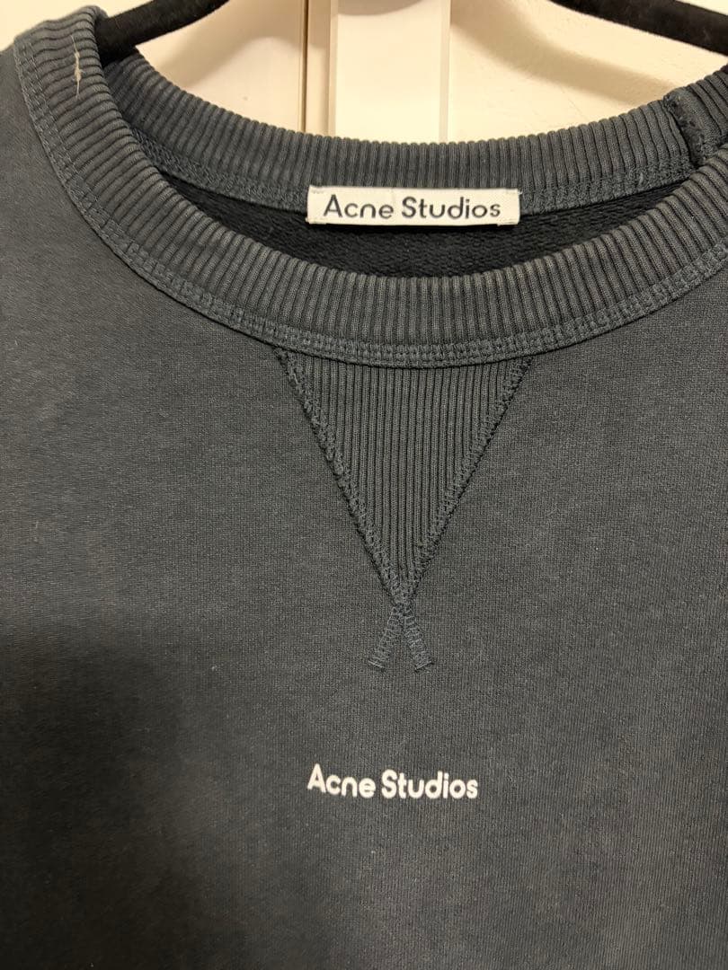 Acne Studios トレーナー
