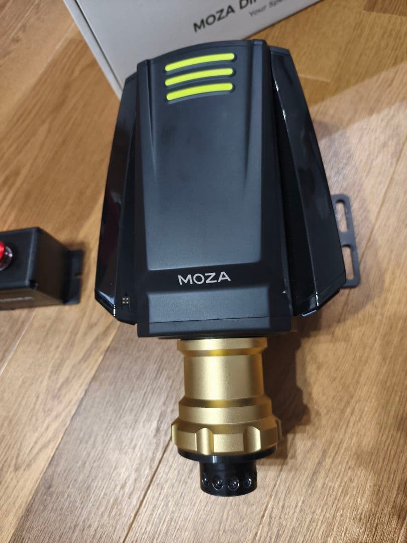 MOZA R16V1 + 緊急停止ボタン