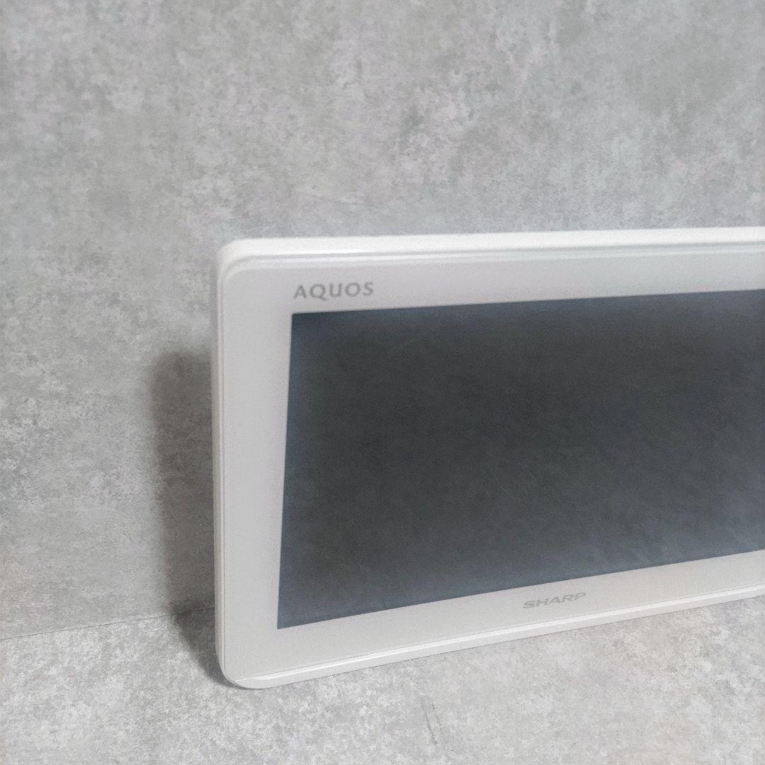 シャープ　アクオス　ポータブル防水液晶テレビ　2T-C12AF-W