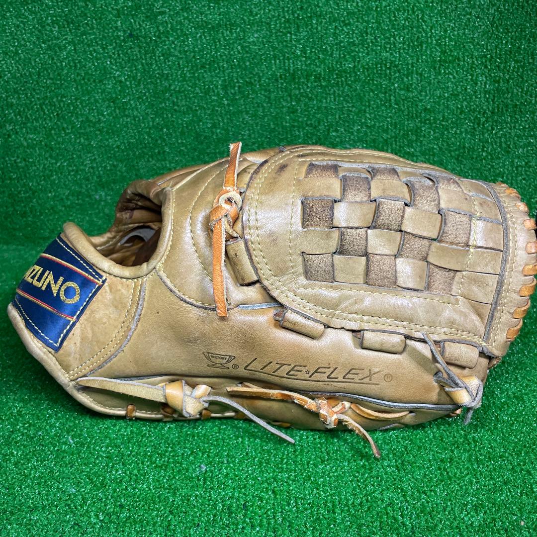 MIZUNO ミズノ ライトフレックス 硬式用 グローブ　大人用　ヴィンテージ