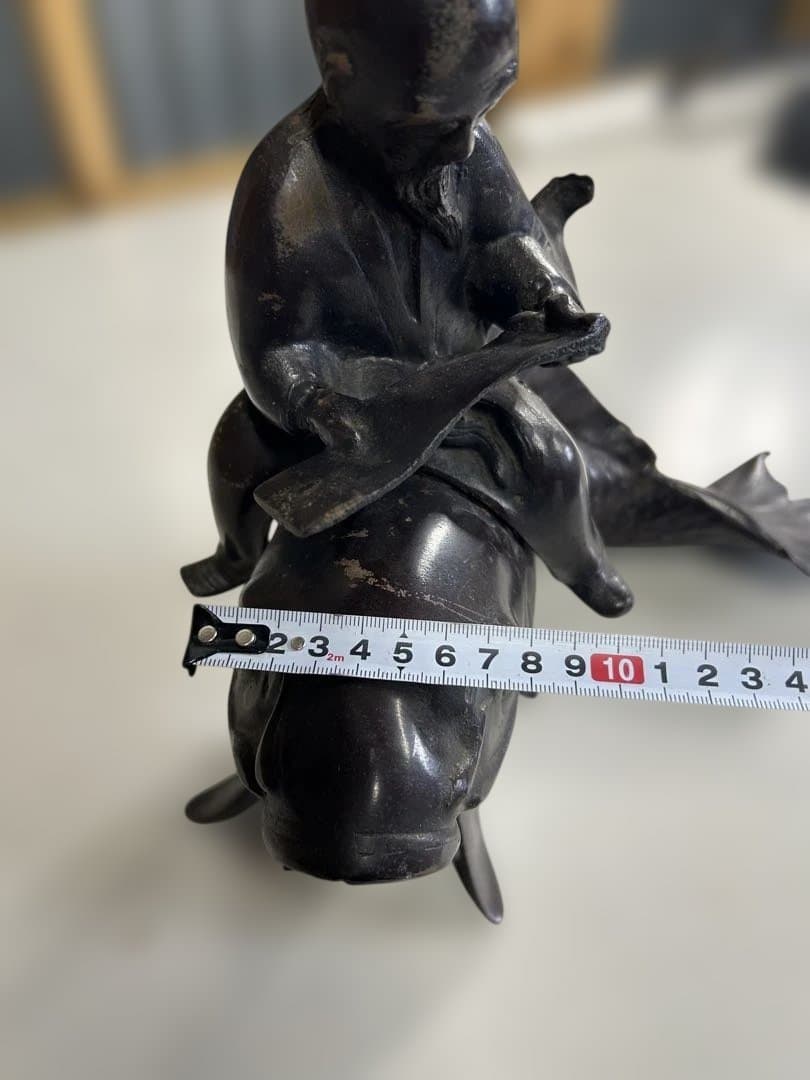 金属製 魚に乗る人物の彫刻　美術品　骨董品