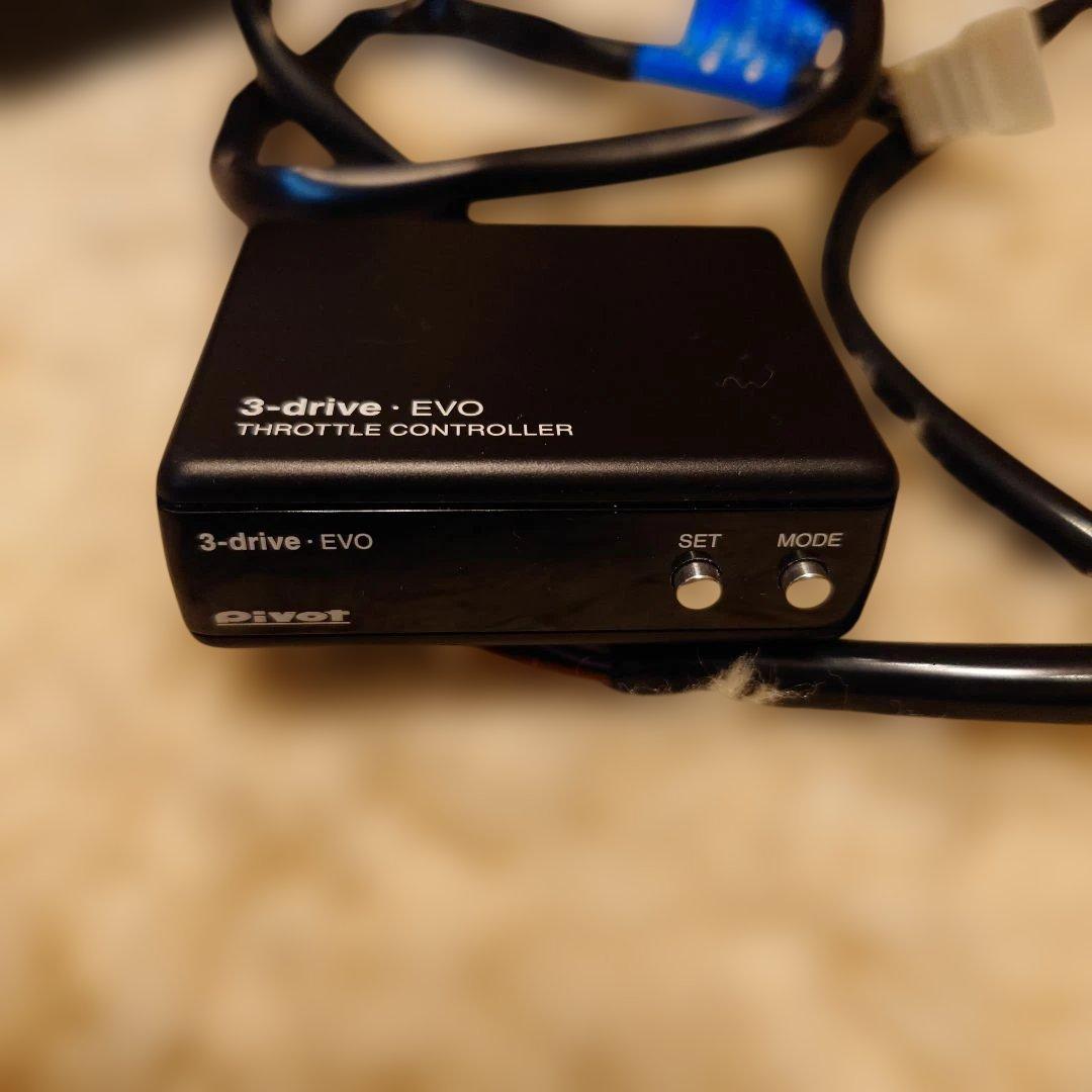 pivot 3-drive・EVO　スロコン　TH-2C付き　ジムニー スイスポ