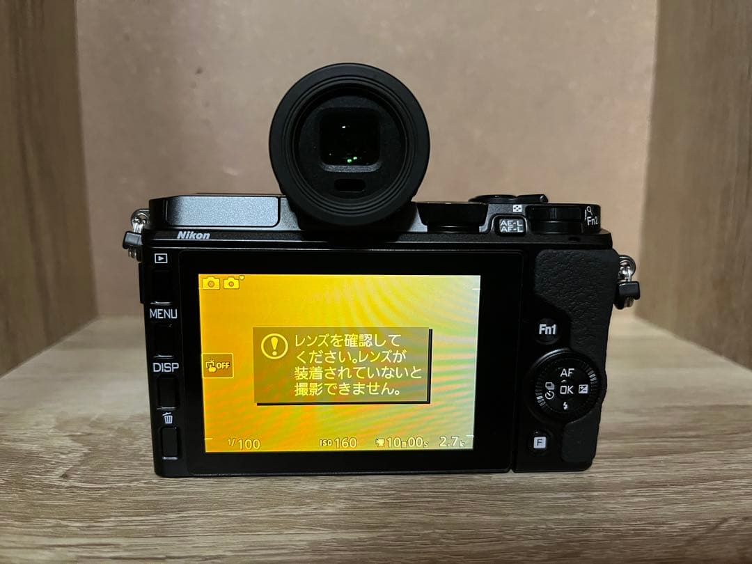 Nikon 1 V3 (液晶黄変あり)+ DF-N1000