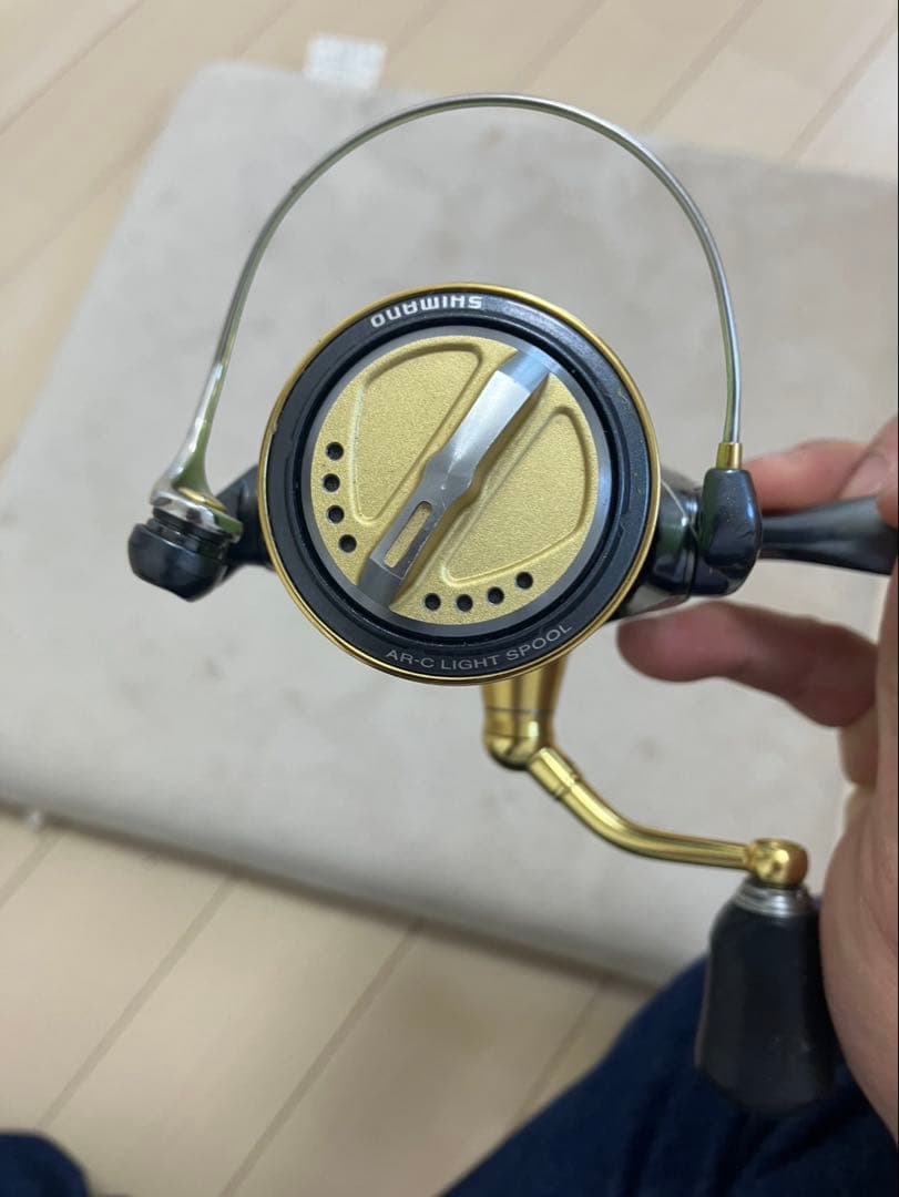 SHIMANO STELLA 2500HGS スピニングリール