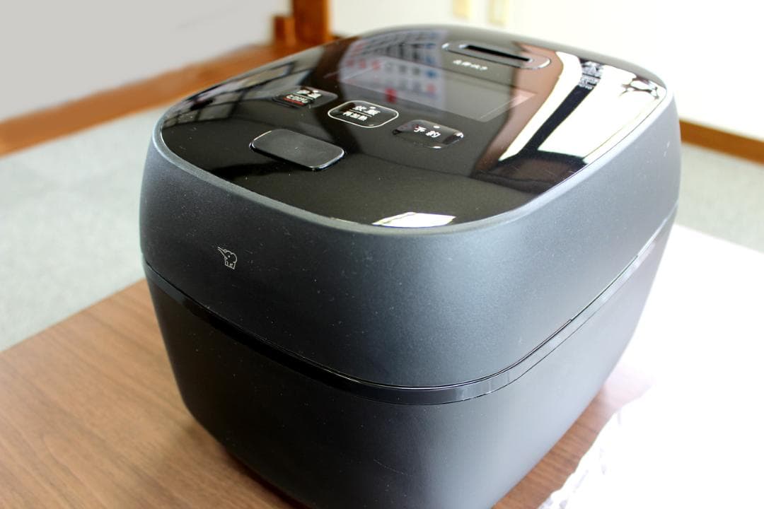 圧力IH炊飯ジャー　炎舞炊き　NW-FC10-BZ