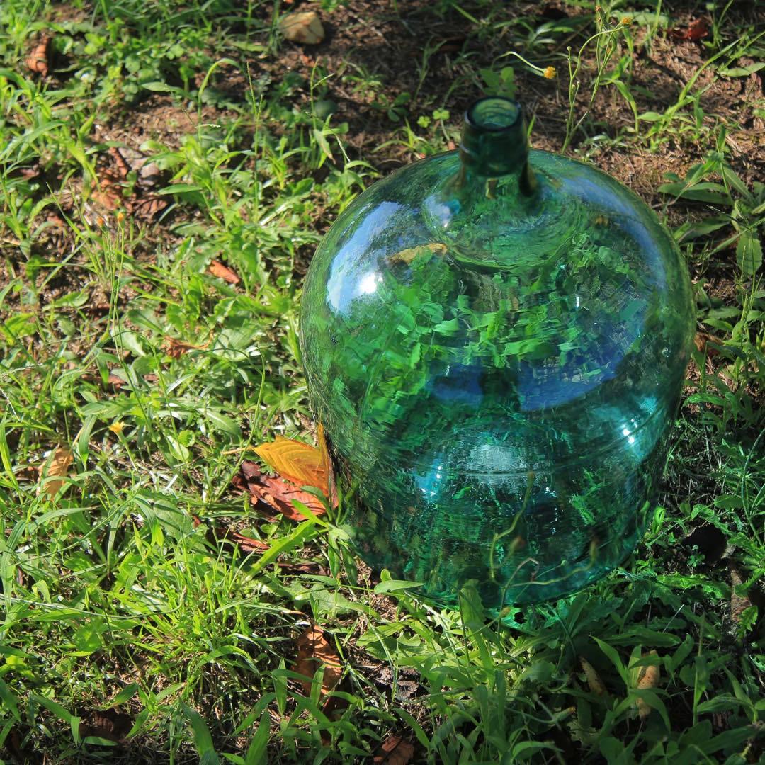 アンティークなデミジョンボトル