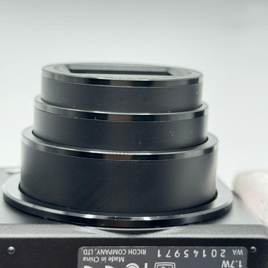 【極美品】 【動作◎】 RICHO R10 リコー　コンデジ デジカメ