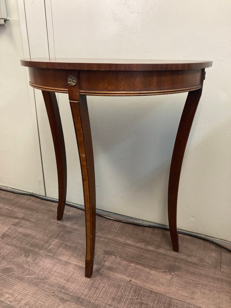 Bevan Funnell Reprodux 半円コンソールテーブル