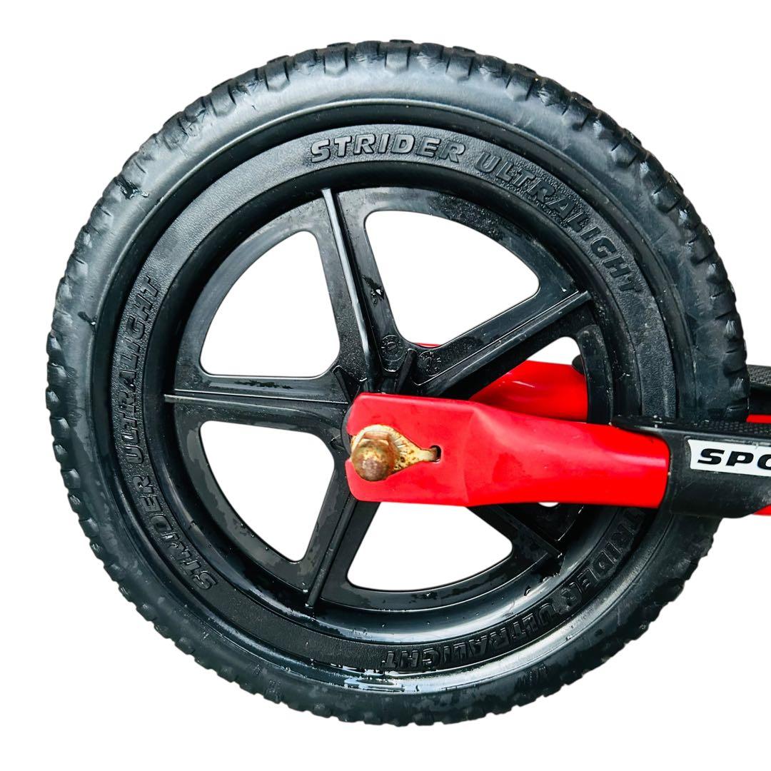 美品 STRIDER ストライダースポーツ 12インチ レッド 赤